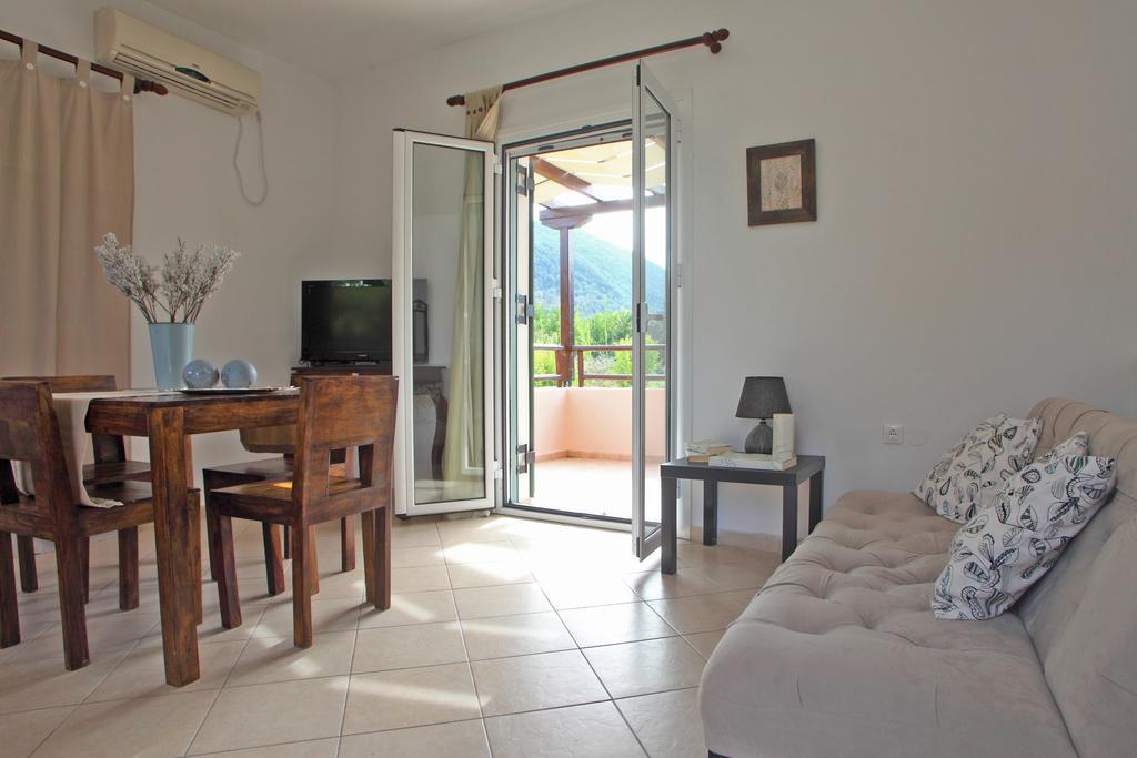 Echinades Resort วาซีลีกี ภายนอก รูปภาพ